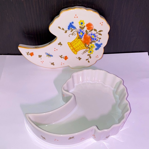 Prestige Place Trinket flower - Picture 2 of 4